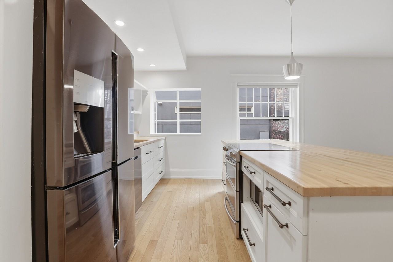 1225 N Emerson St #B - Photo 6 of 42