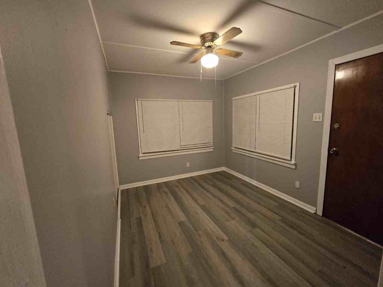 1205 Shepley Dr - Photo 7 of 18