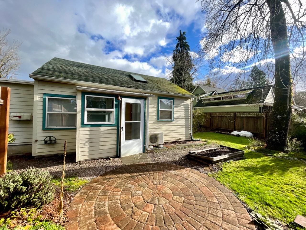 2785 Baker Blvd - Photo 2 of 13