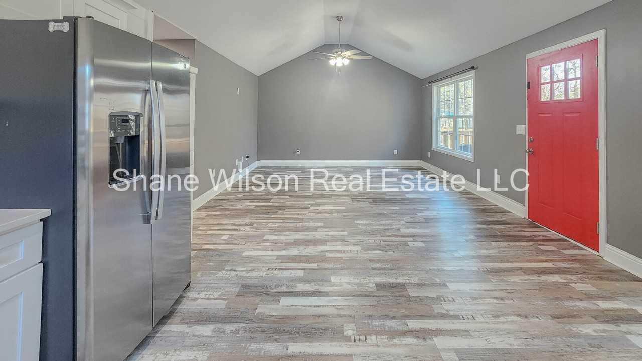1412 Stevenson Dr - Photo 6 of 22