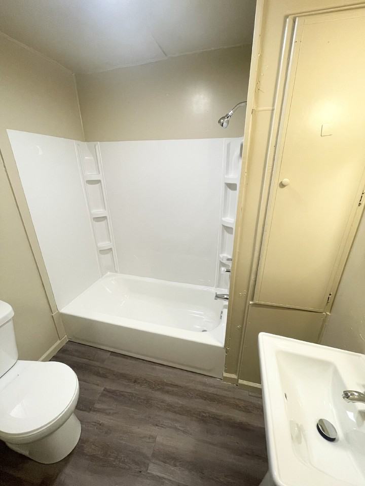 2228 Arrow Ave - Photo 3 of 6