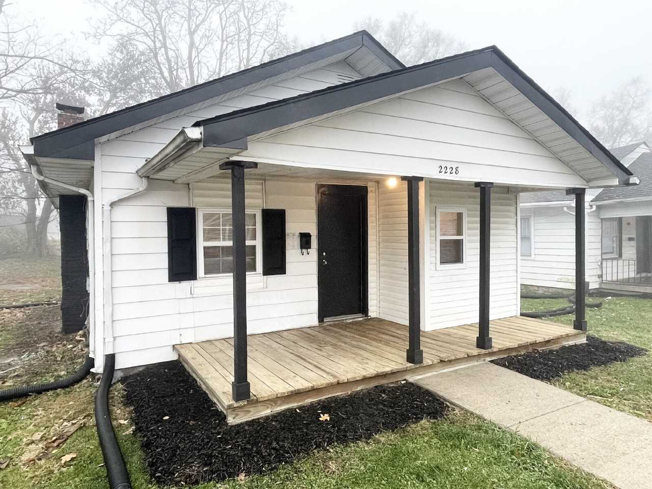 2228 Arrow Ave - Photo 6 of 6