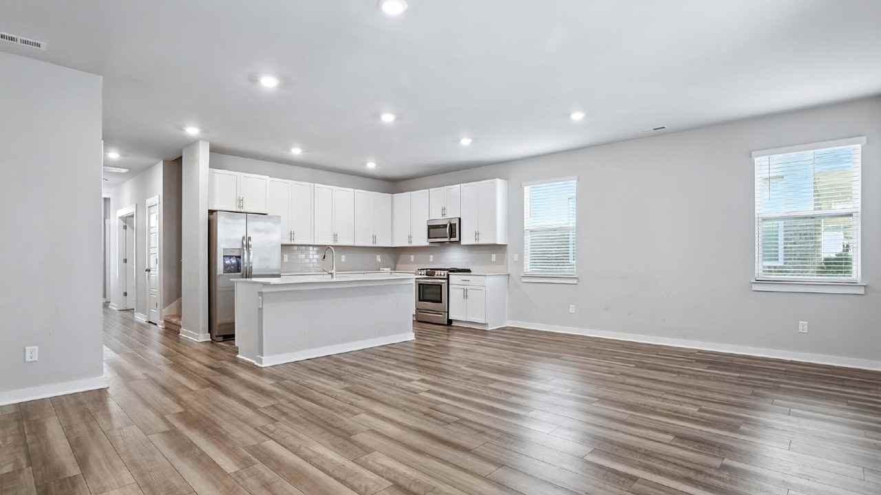 1231 Inverness Pass - Photo 4 of 28