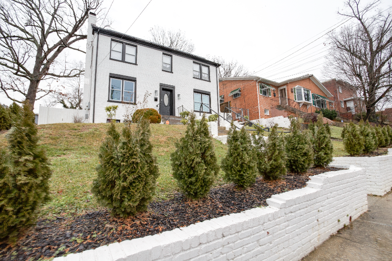 335 Division Ave Ne #BS - Photo 4 of 20