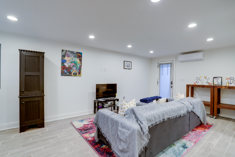 335 Division Ave Ne #BS - Photo 6 of 20