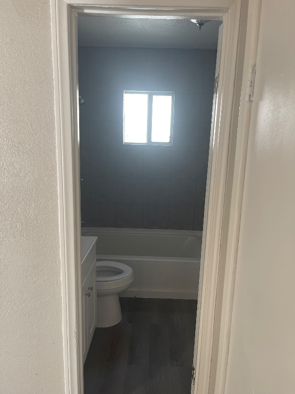 535 El Centro Ave #5 - Photo 6 of 7