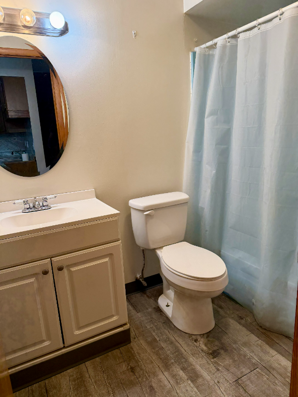 114 Spruce St #C - Photo 4 of 9