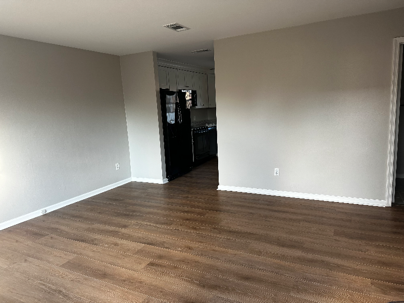 4605 Lee Ave #4605UNITB - Photo 4 of 8