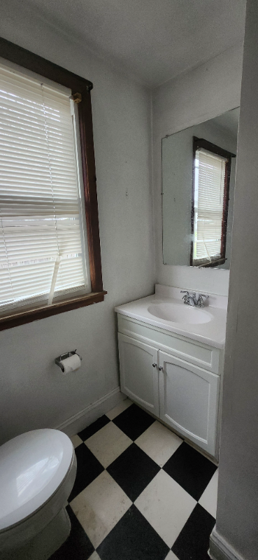 255 W Main St #B - Photo 6 of 14