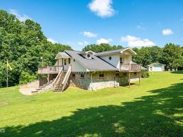 featured image of 121 Dee Runion Rd