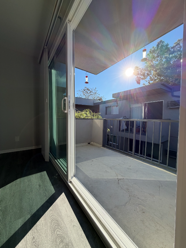 5720 Yolanda Ave #18 - Photo 4 of 20