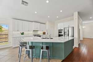 featured image of 31802 Forest Oak Ln