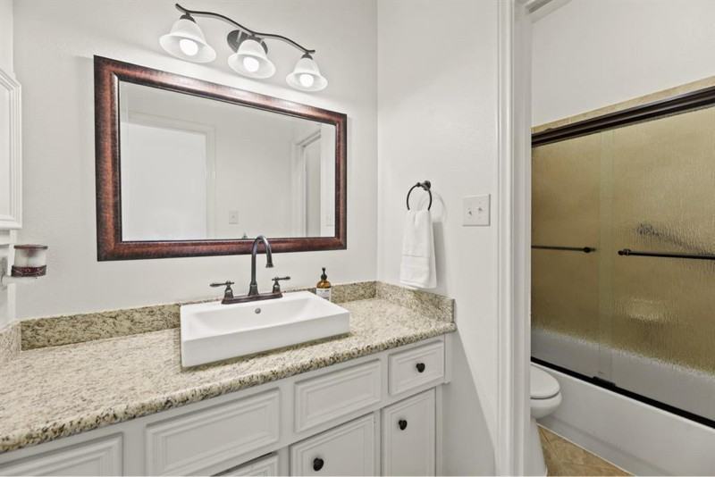 31802 Forest Oak Ln - Photo 4 of 9