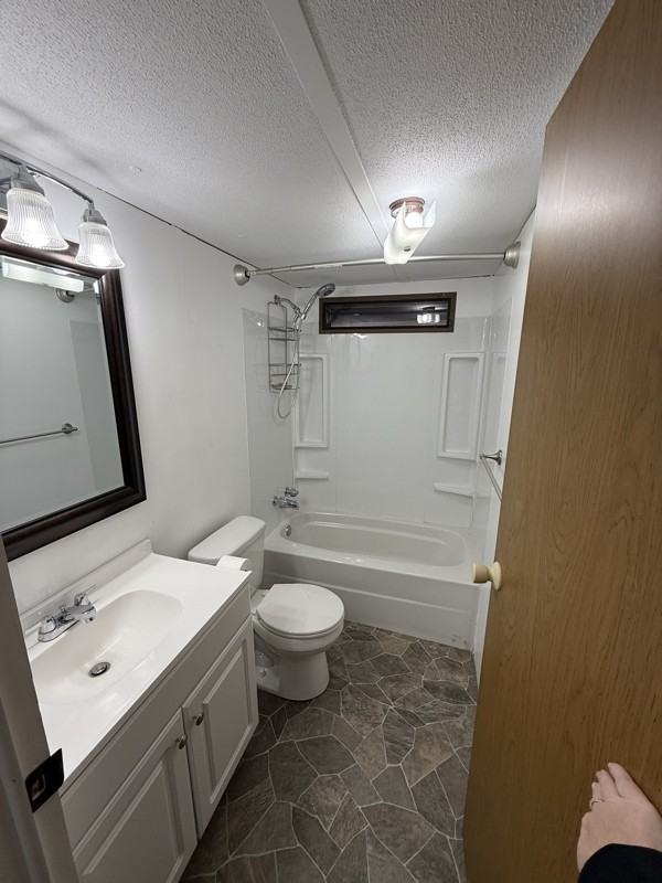 8312 Lucas Ln - Photo 4 of 6