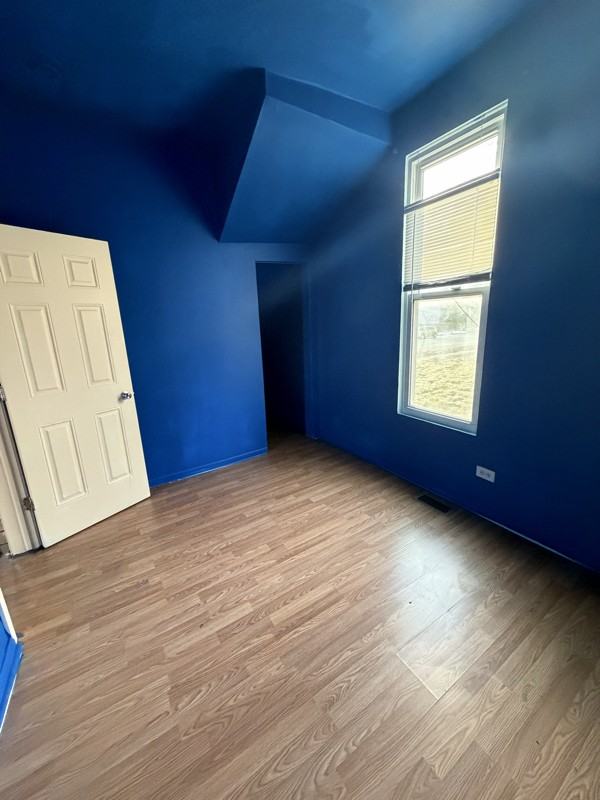 604 W 60th St #1 - Photo 2 of 9