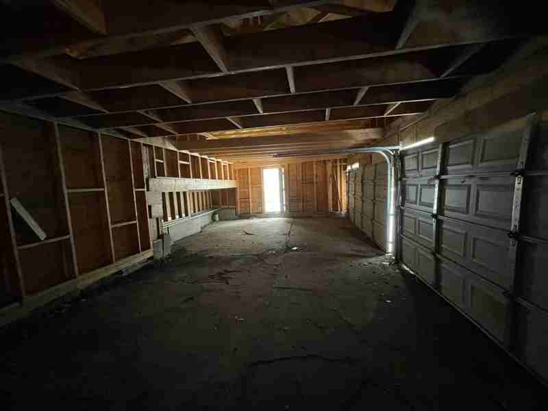 330 Potomac Ave - Photo 4 of 4