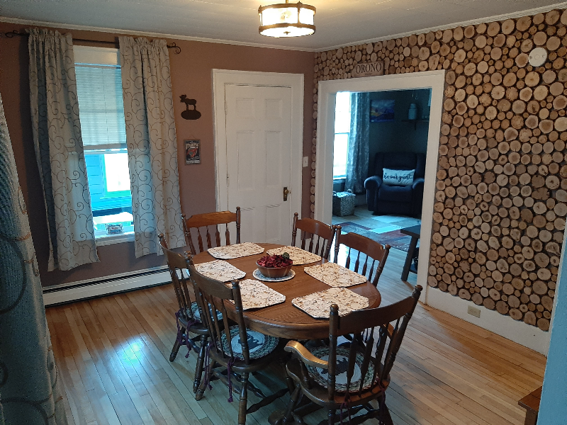 164 Court St - Photo 5 of 11