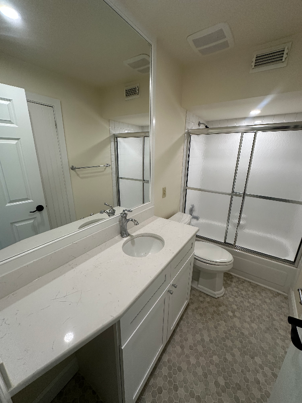 8433 Germantown Ave #2nd - Photo 5 of 19