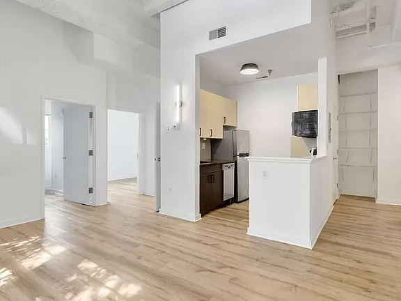 1101 N Hancock St #10 - Photo 2 of 14