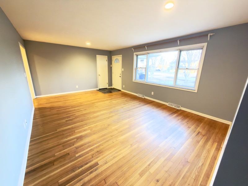 5246 Nw - Photo 5 of 20