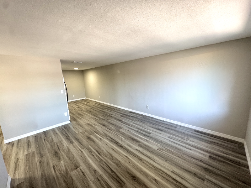 5928/5930 13Th Street Court East #5930 - Photo 3 of 20