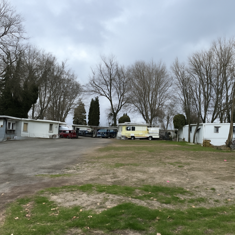 1029 Cedar Ave #18 - Photo 2 of 4