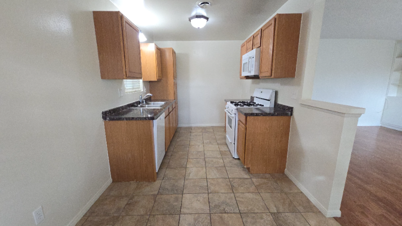 553 E Lemon Ave #4 - Photo 3 of 12