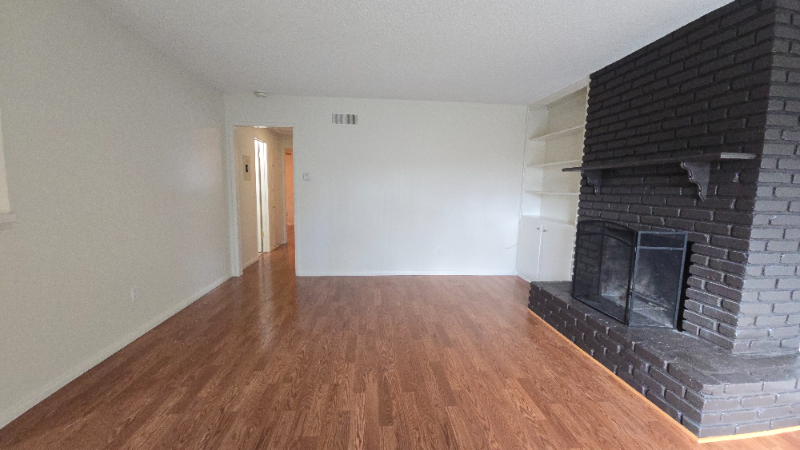 553 E Lemon Ave #4 - Photo 4 of 12