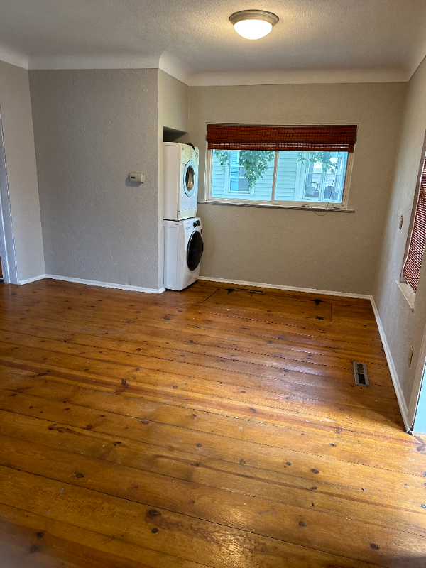 1105 19th St S - Photo 3 of 20