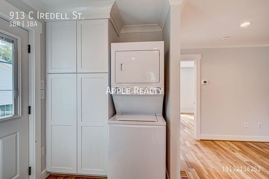 913C Iredell St - Photo 6 of 22