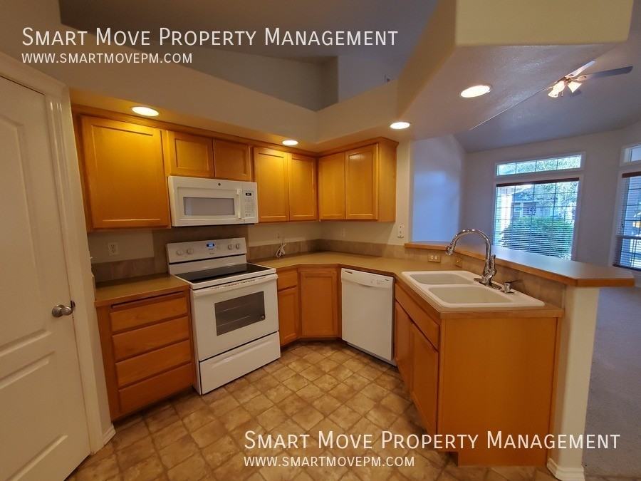 1427 W Great Basin Dr - Photo 7 of 33