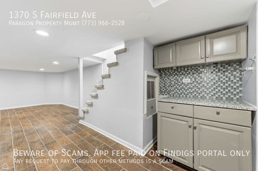 1370 S Fairfield Ave - Photo 7 of 18