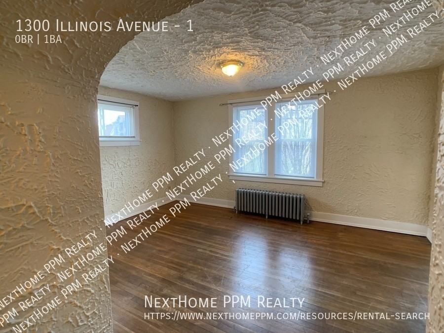 1300 Illinois Ave #1 - Photo 5 of 22