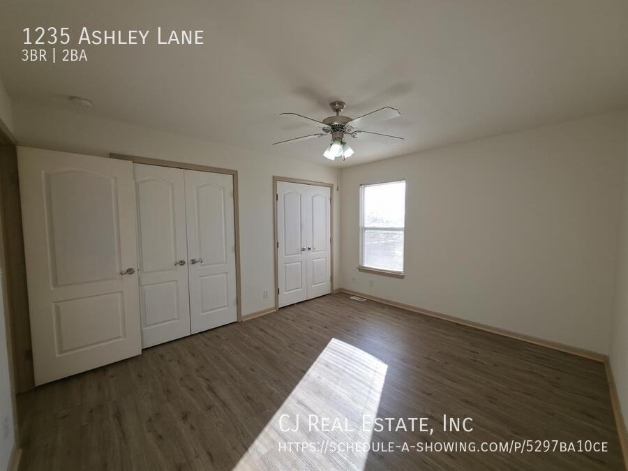 1235 Nw Ashley Ln - Photo 7 of 11