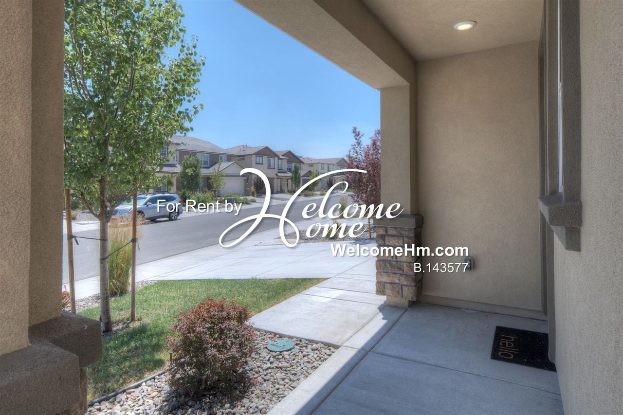 9717 Belville Dr - Photo 4 of 33