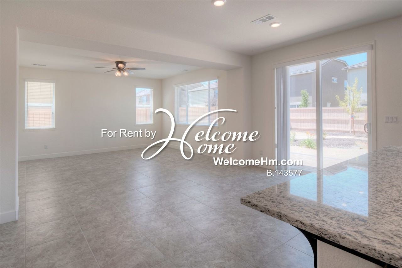 9717 Belville Dr - Photo 6 of 33