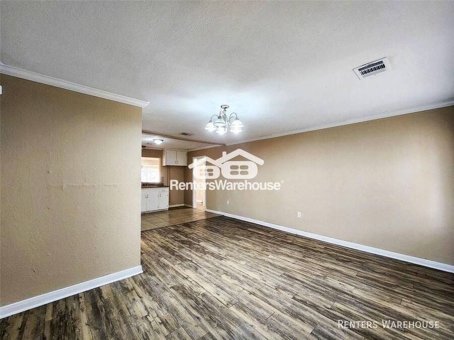 1013 14th Ave N - Photo 2 of 16