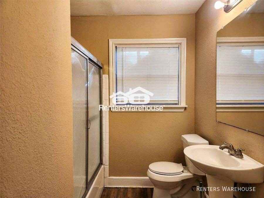 1013 14th Ave N - Photo 7 of 16