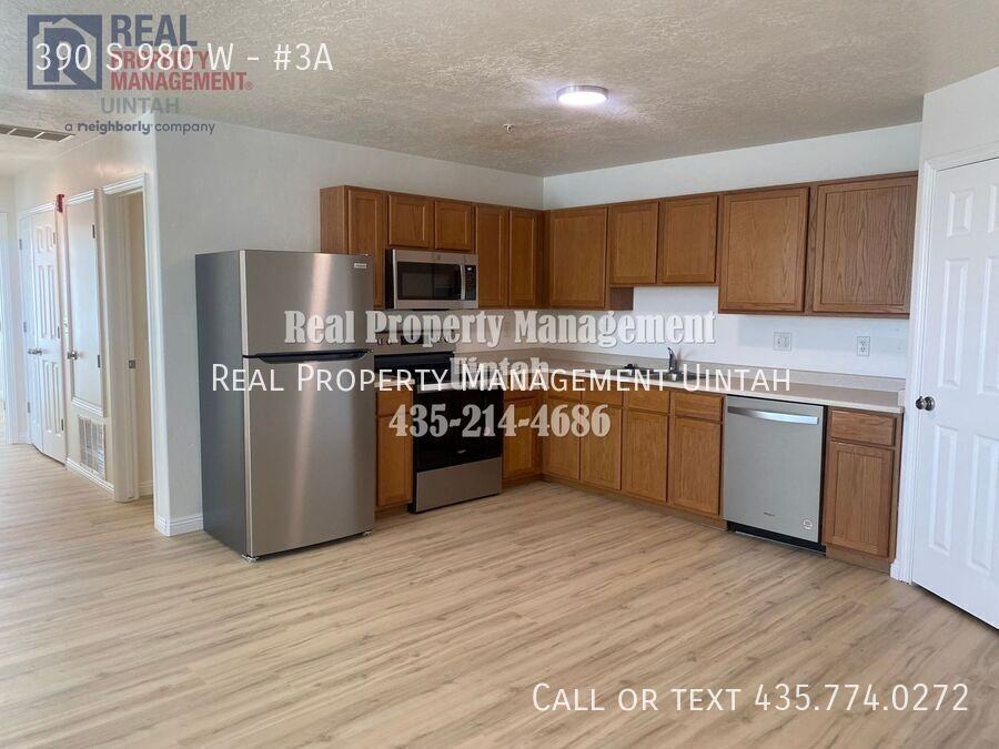 390 S 980 W #3A - Photo 2 of 18
