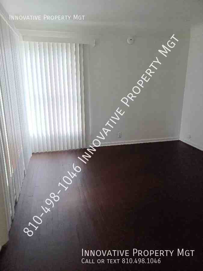 1906 Shamrock Ln - Photo 3 of 29