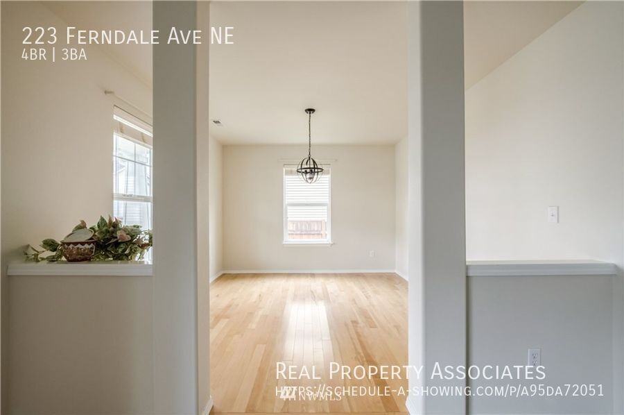 223 Ferndale Ave Ne - Photo 6 of 35