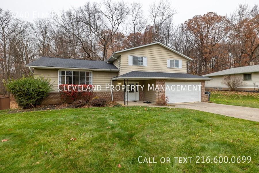 5740 Elm Hill Dr - Photo 2 of 20