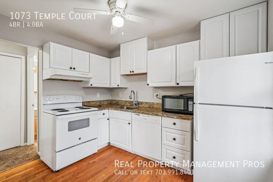 1073 Temple Ct - Photo 2 of 42