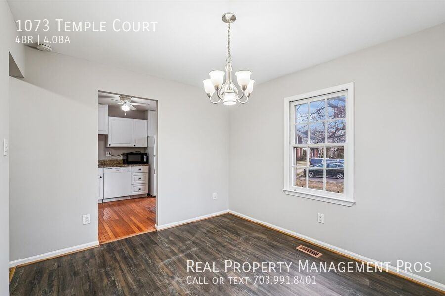 1073 Temple Ct - Photo 5 of 42