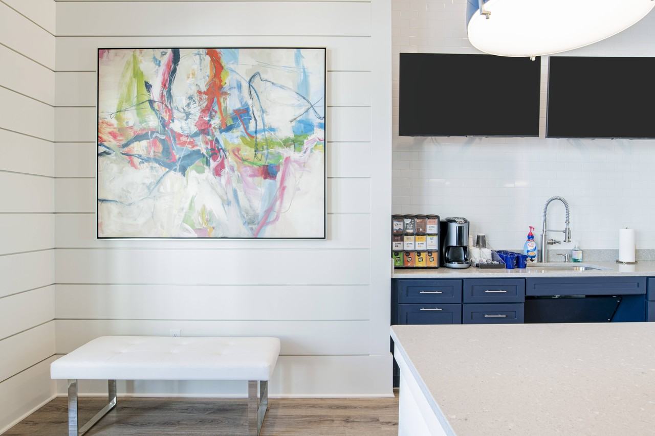 Exchange at Daphne - Photo 5 of 19