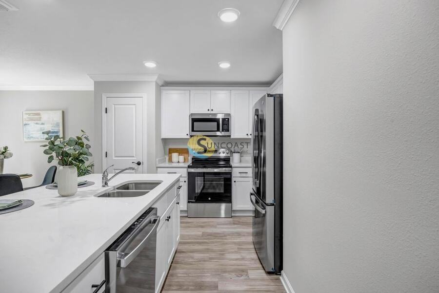 1522 Yelford Cir #202 - Photo 3 of 19