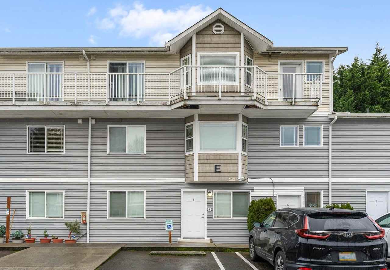 3322 148th St Sw #E - Photo 2 of 17