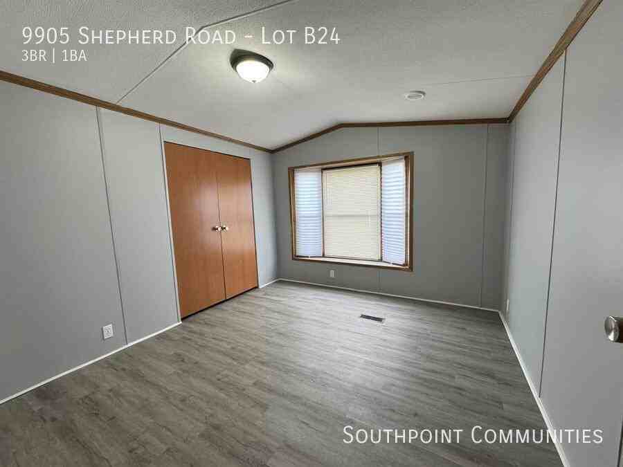 9905 Shepherd Rd - Photo 4 of 7