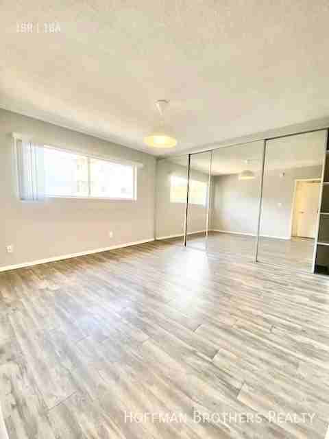 10537 Rose Ave #2 - Photo 5 of 6