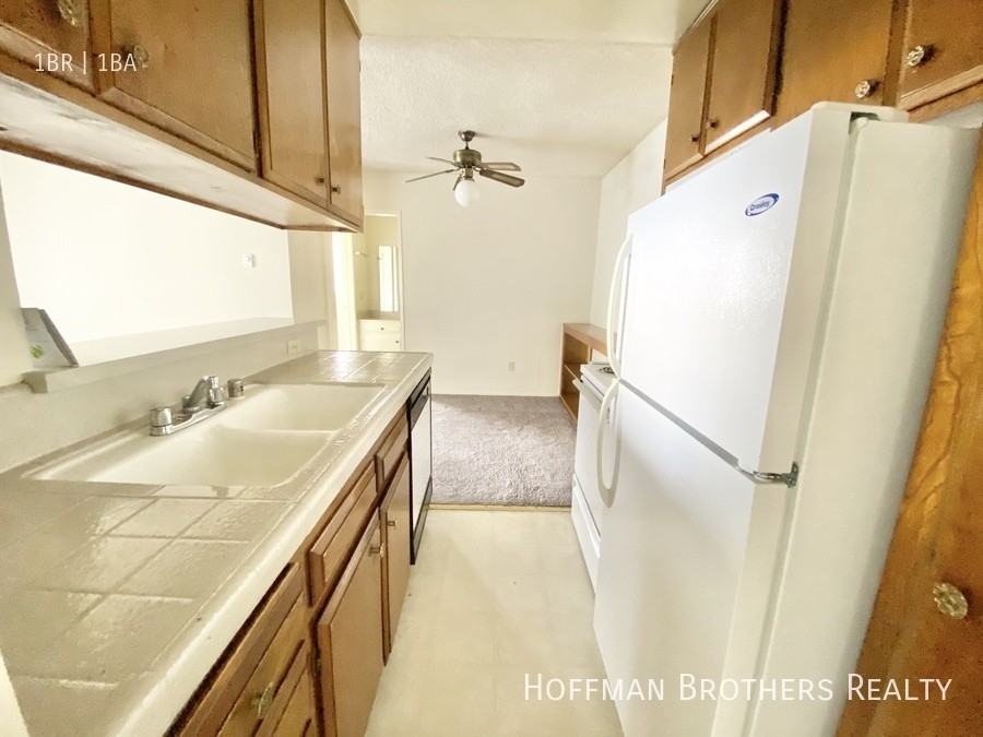 1711 Corinth Ave #308 - Photo 4 of 11